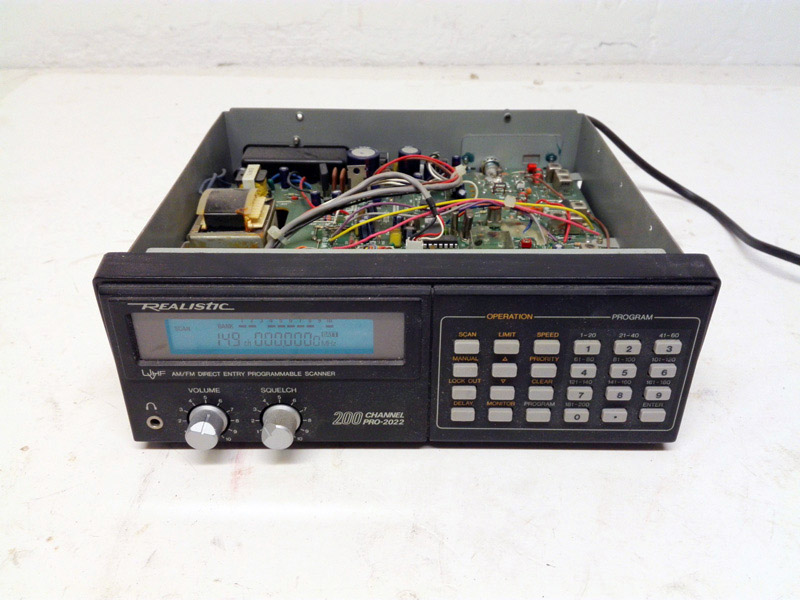 radio receptor realistic metal plastico func 220v 7.5x21.5x20 1u